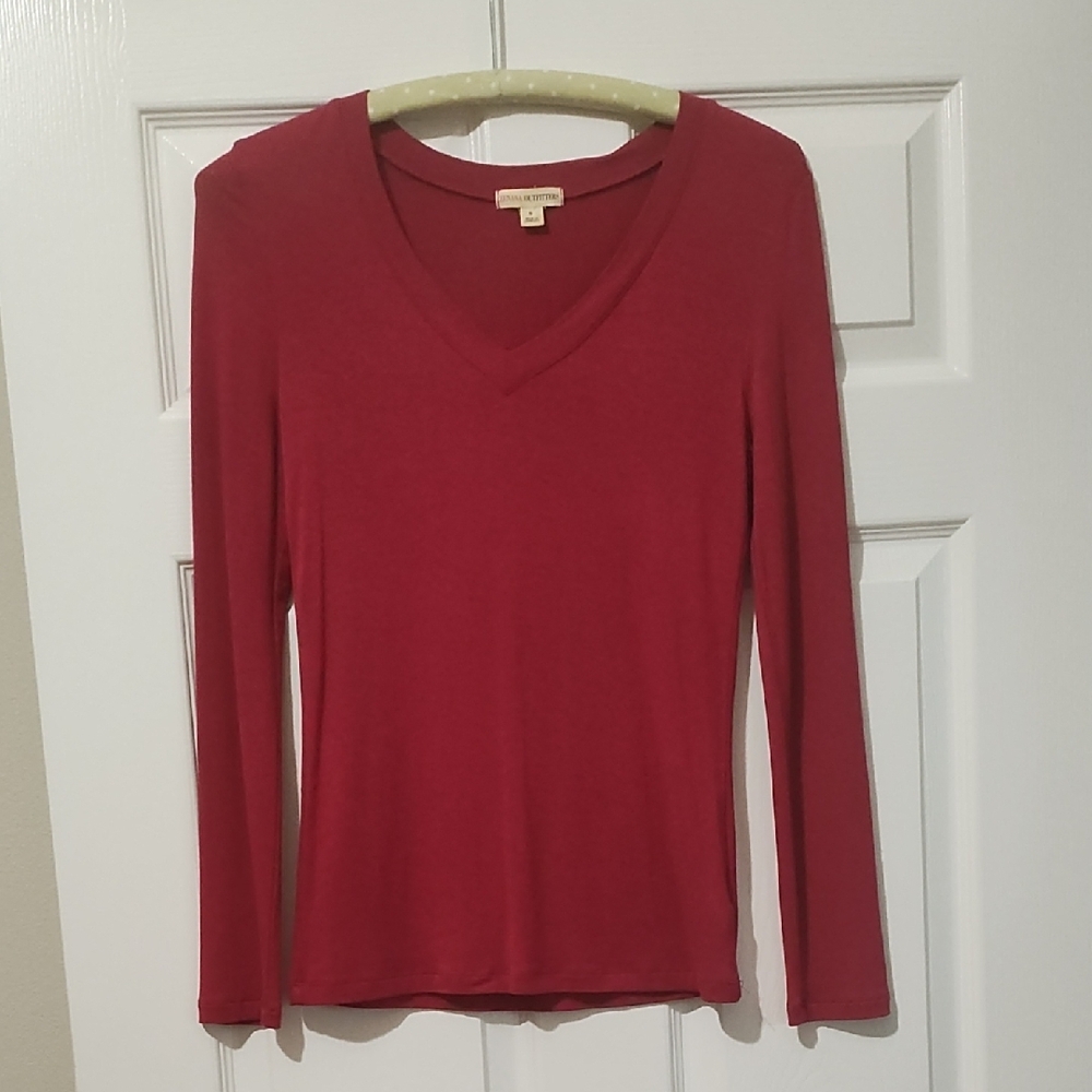 Zenana Outfitters Deep Red V-Neck Long Sleeve Top Size S